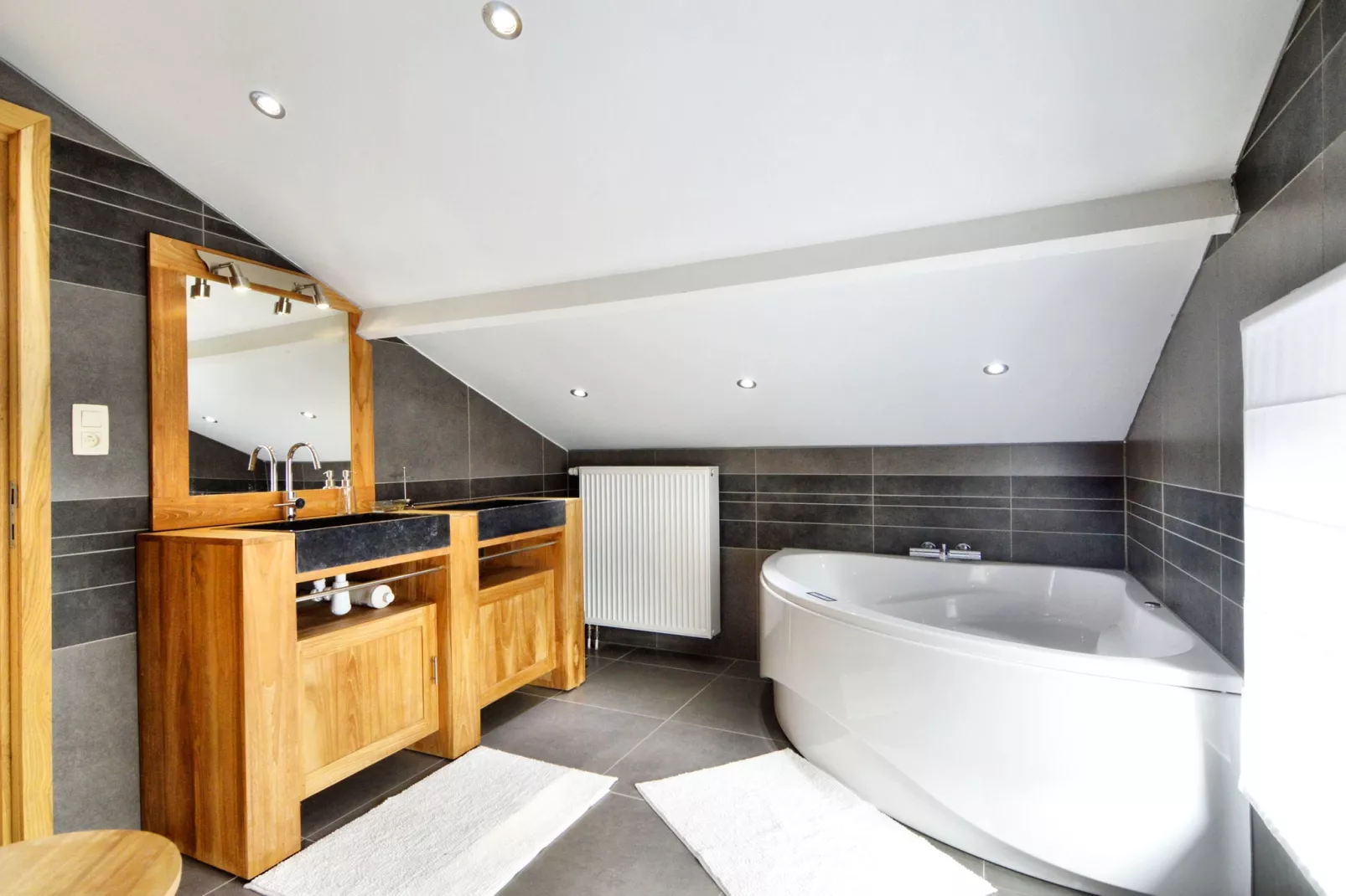 Pays des Sources-Bathroom