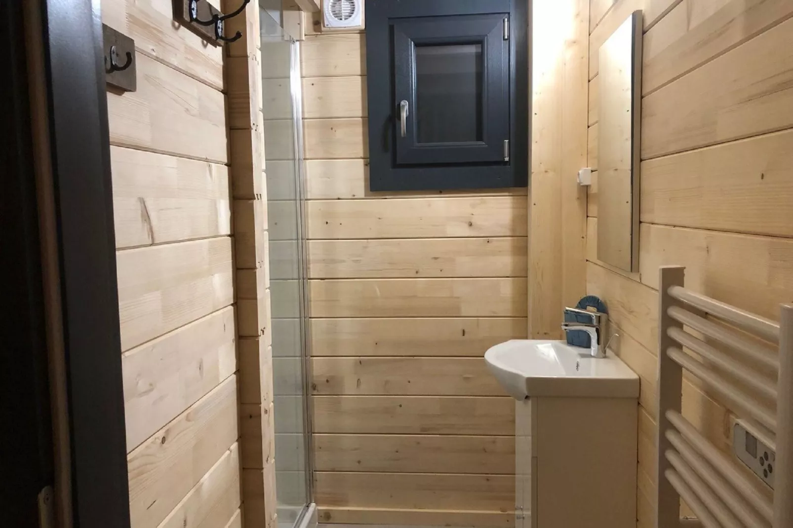 O CHALET-Bathroom