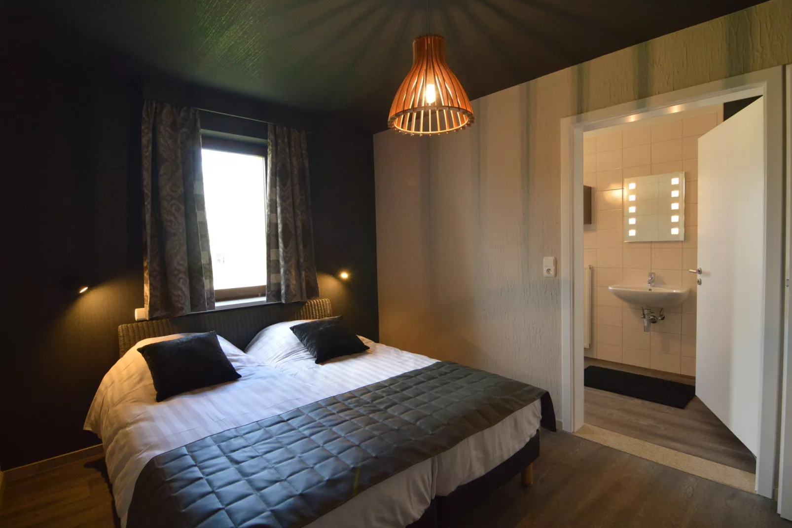Le Lodge des Bruyères-Bedroom