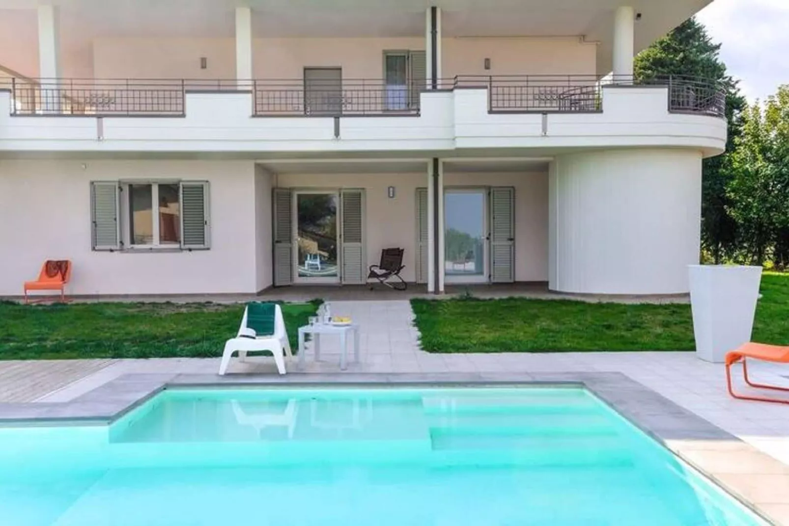 Il Panorama Venticinque-Exterior summer