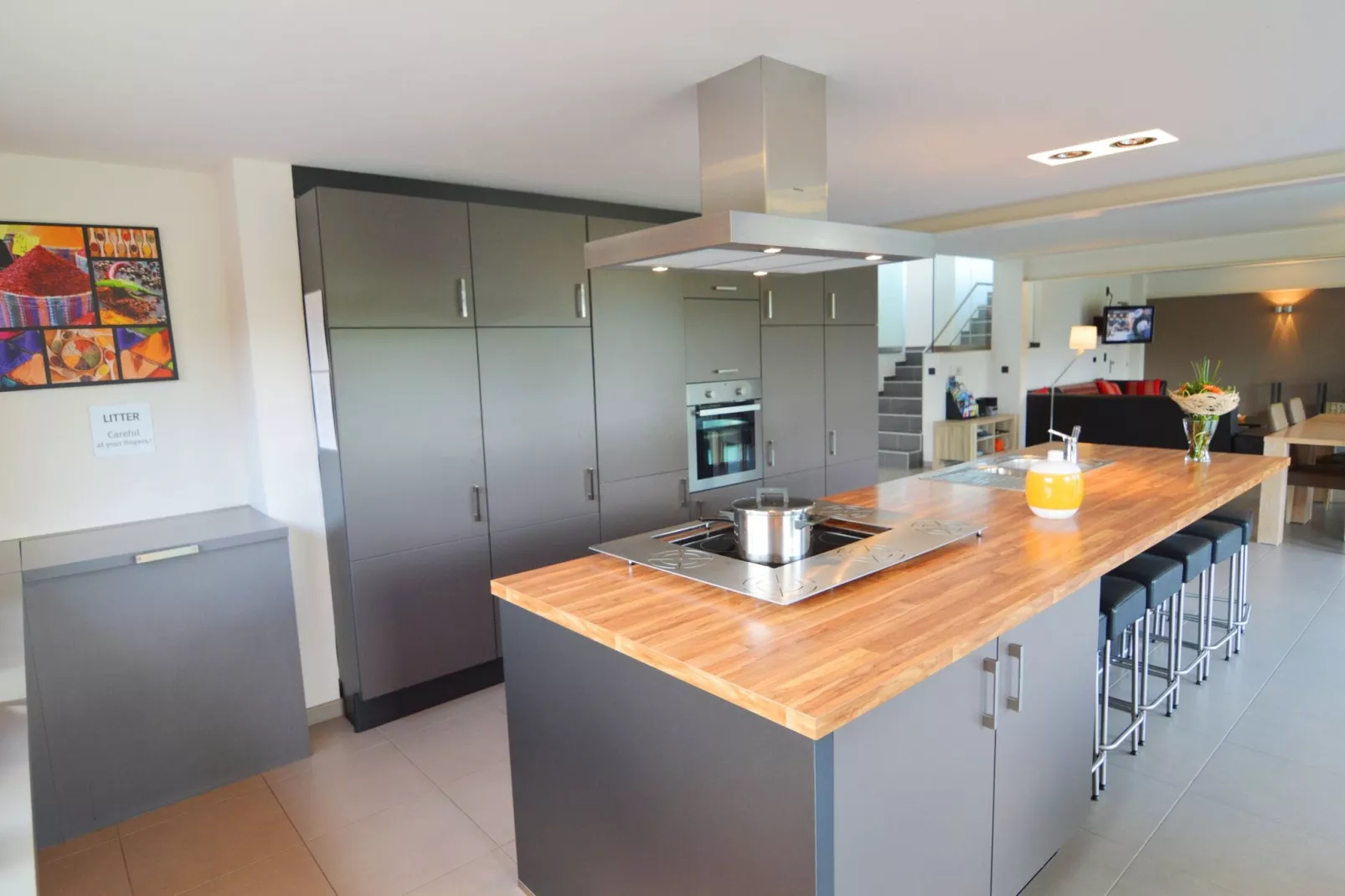 La Grande Bleue-Kitchen