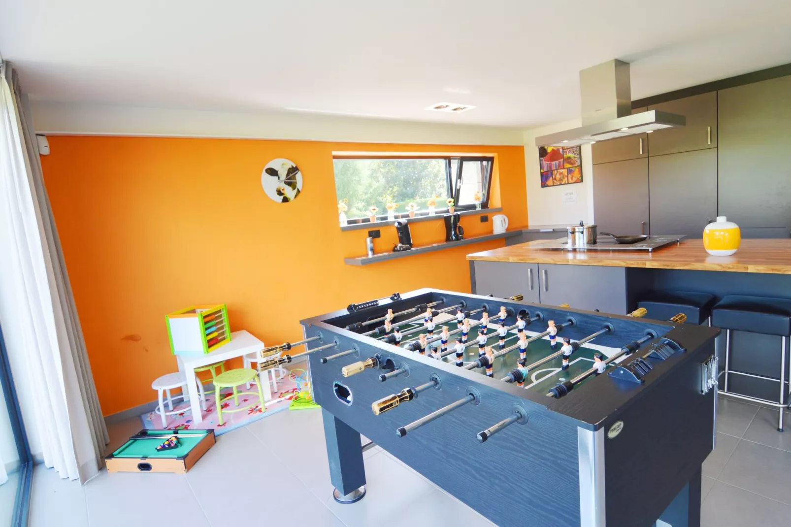 La Grande Bleue-Recreation room