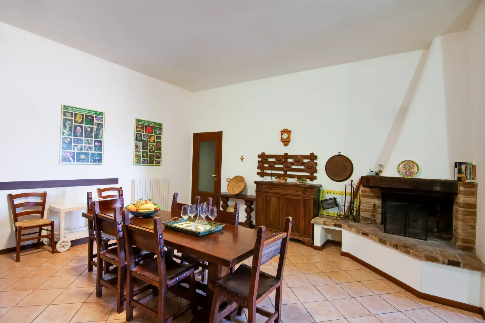 Villa i Girasoli Venti-Dining room