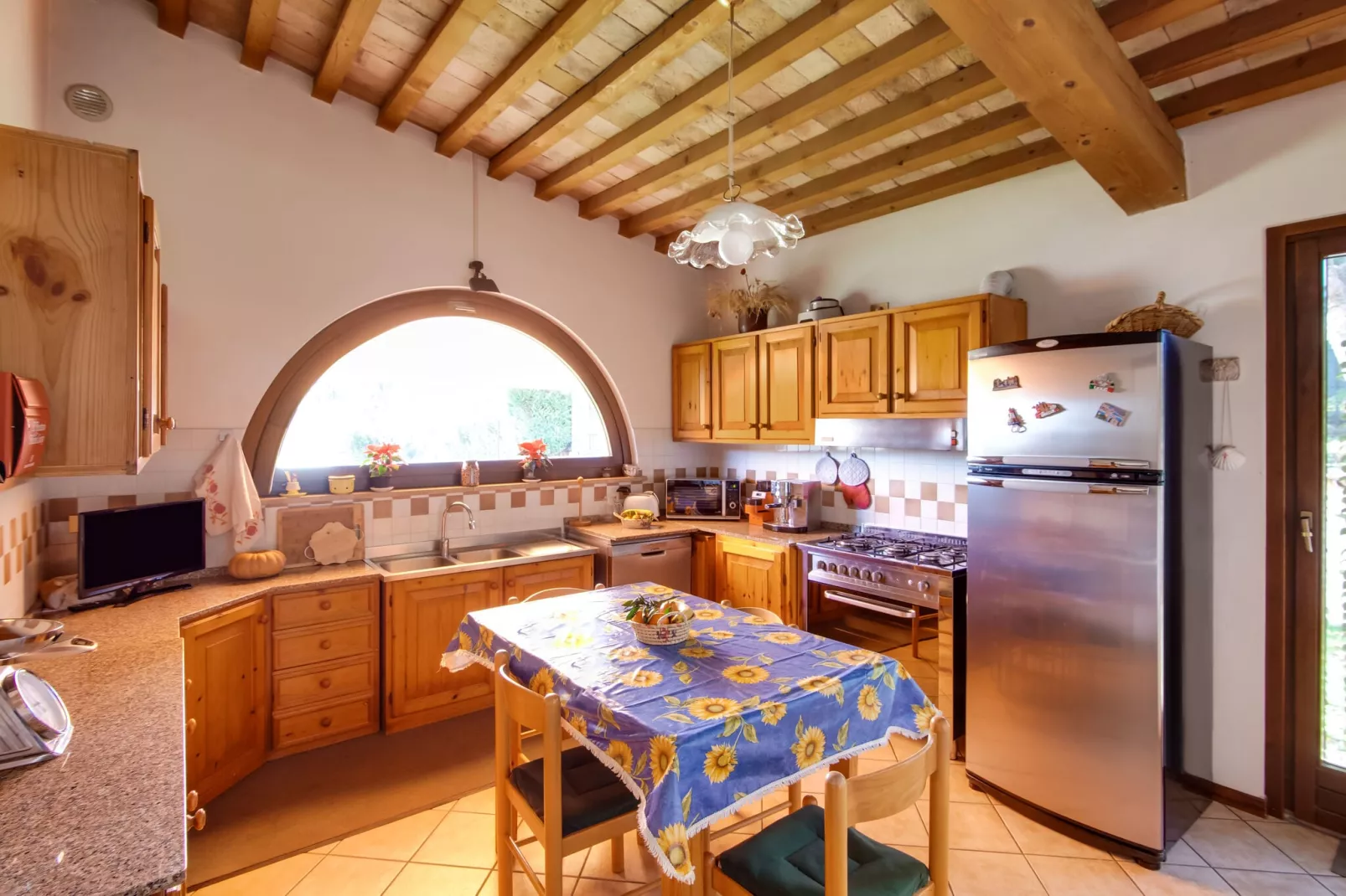Villa i Girasoli Venti-Kitchen