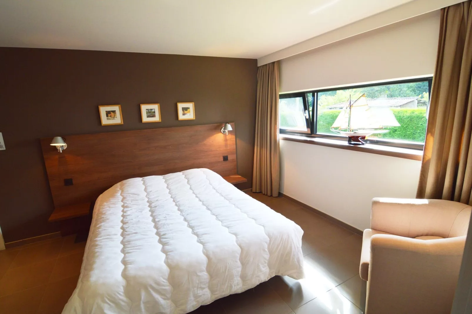 La Grande Bleue-Bedroom