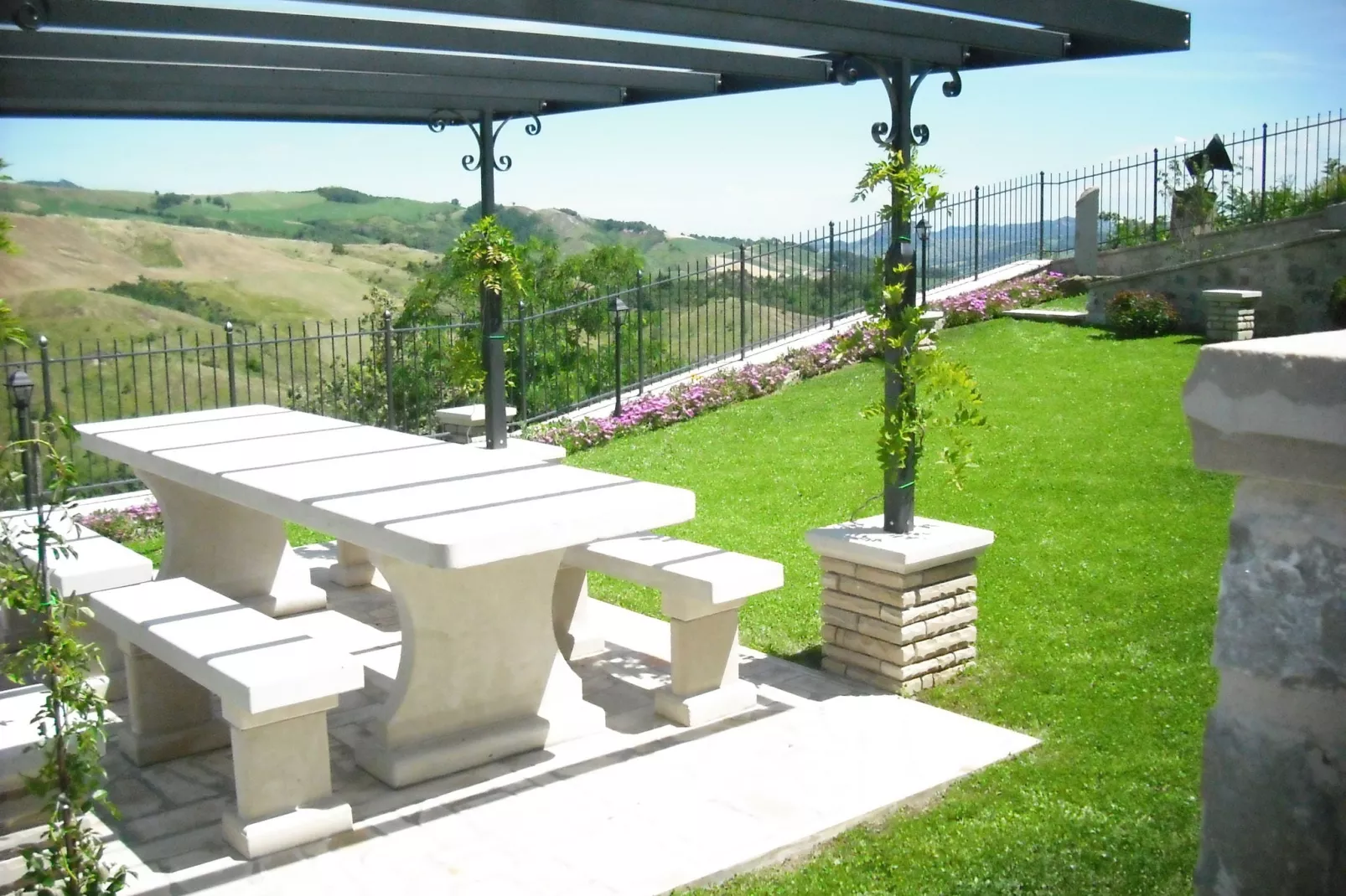 Allegria-Terrace balcony