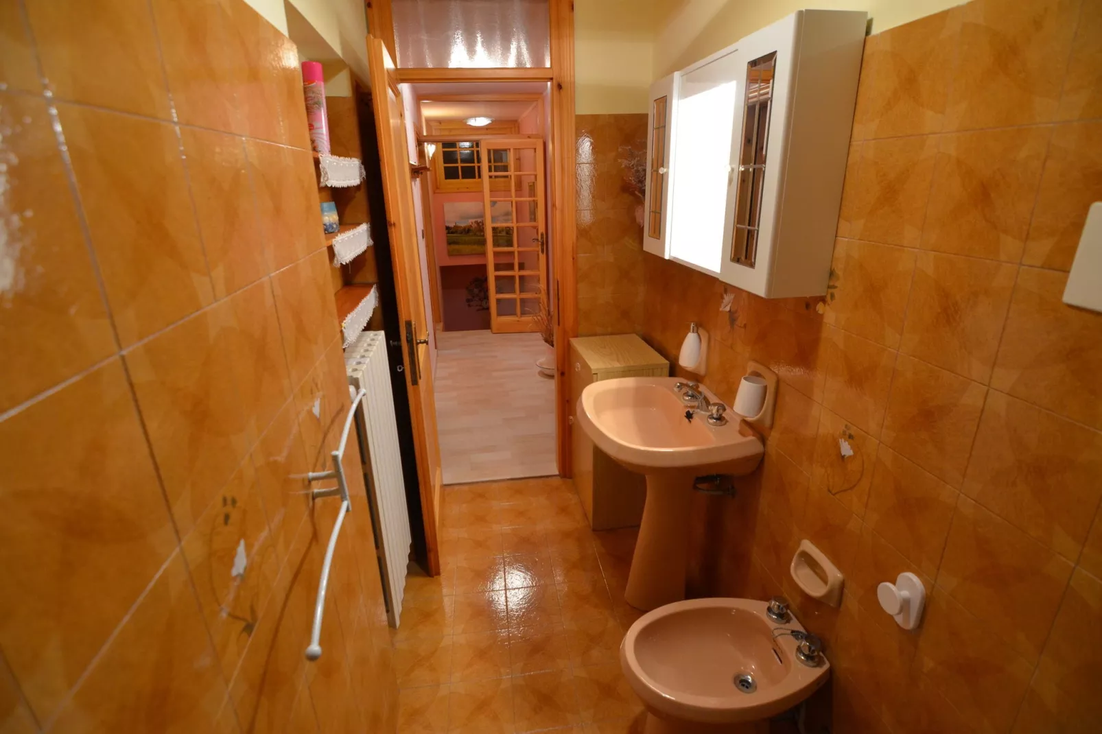 Allegria-Bathroom