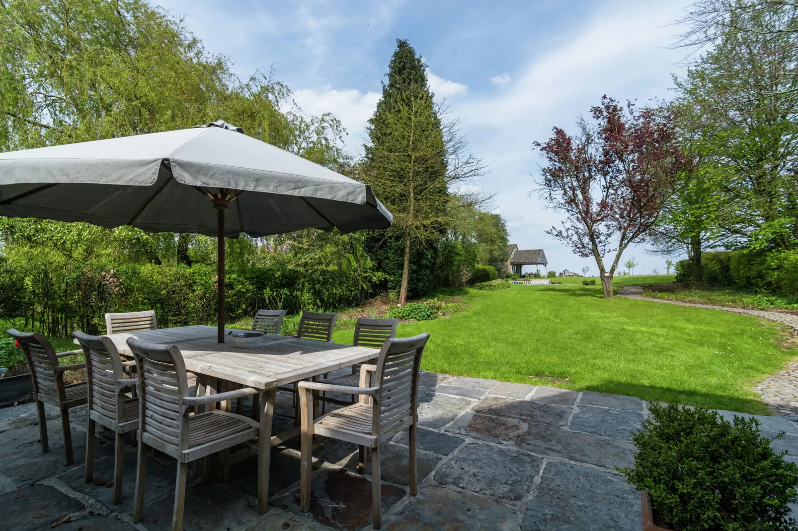 Au Milieu De Nulle Part-Terrace balcony