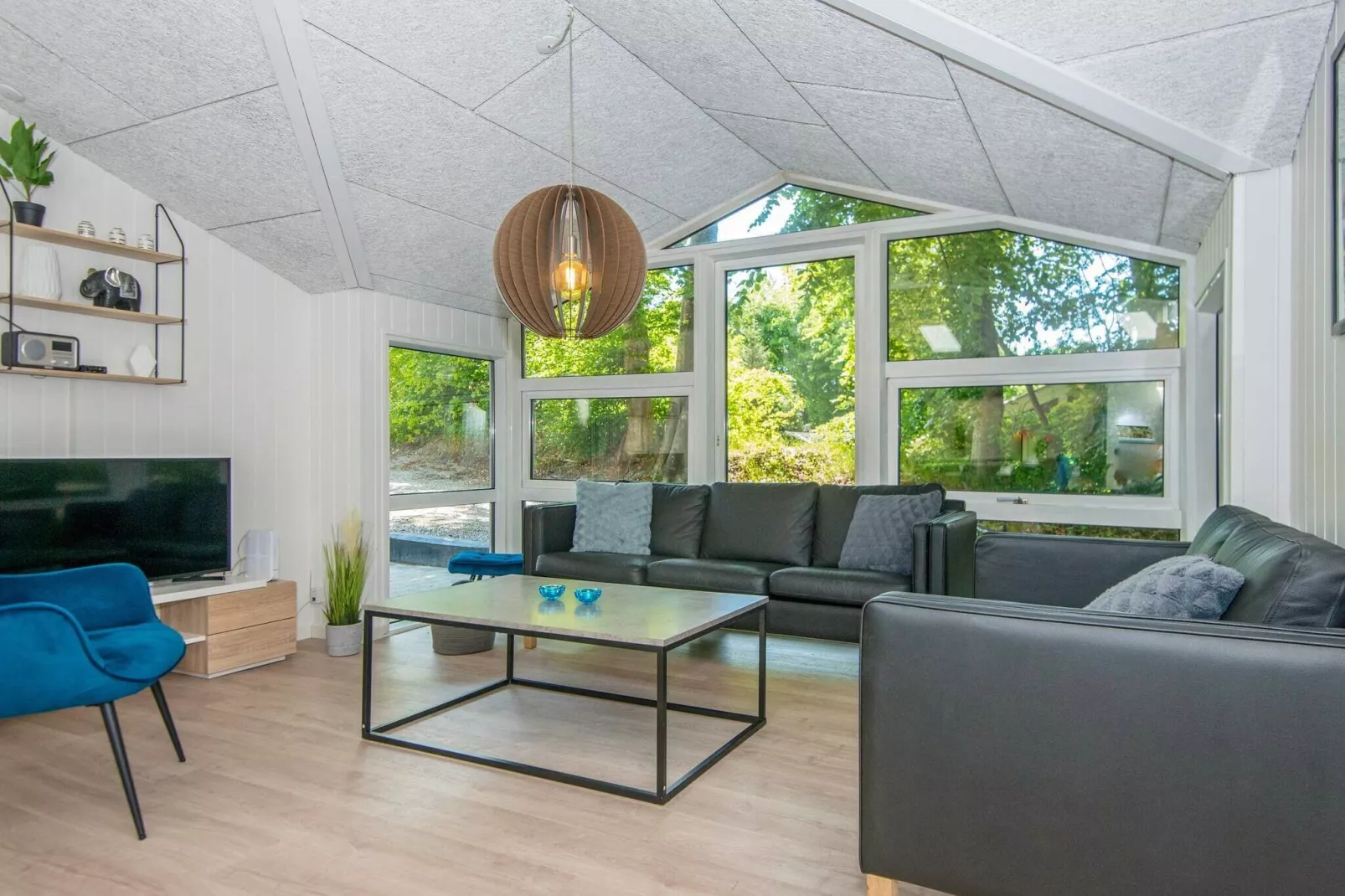 12 person holiday home in Glesborg