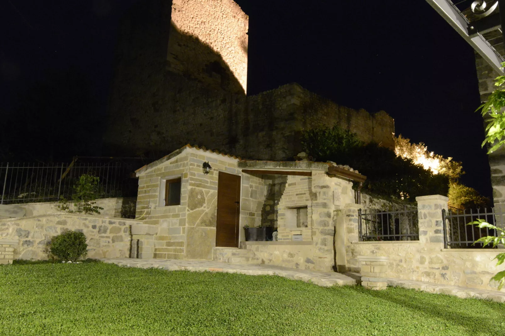 Castello Fatato Sogni-Jardin d'été