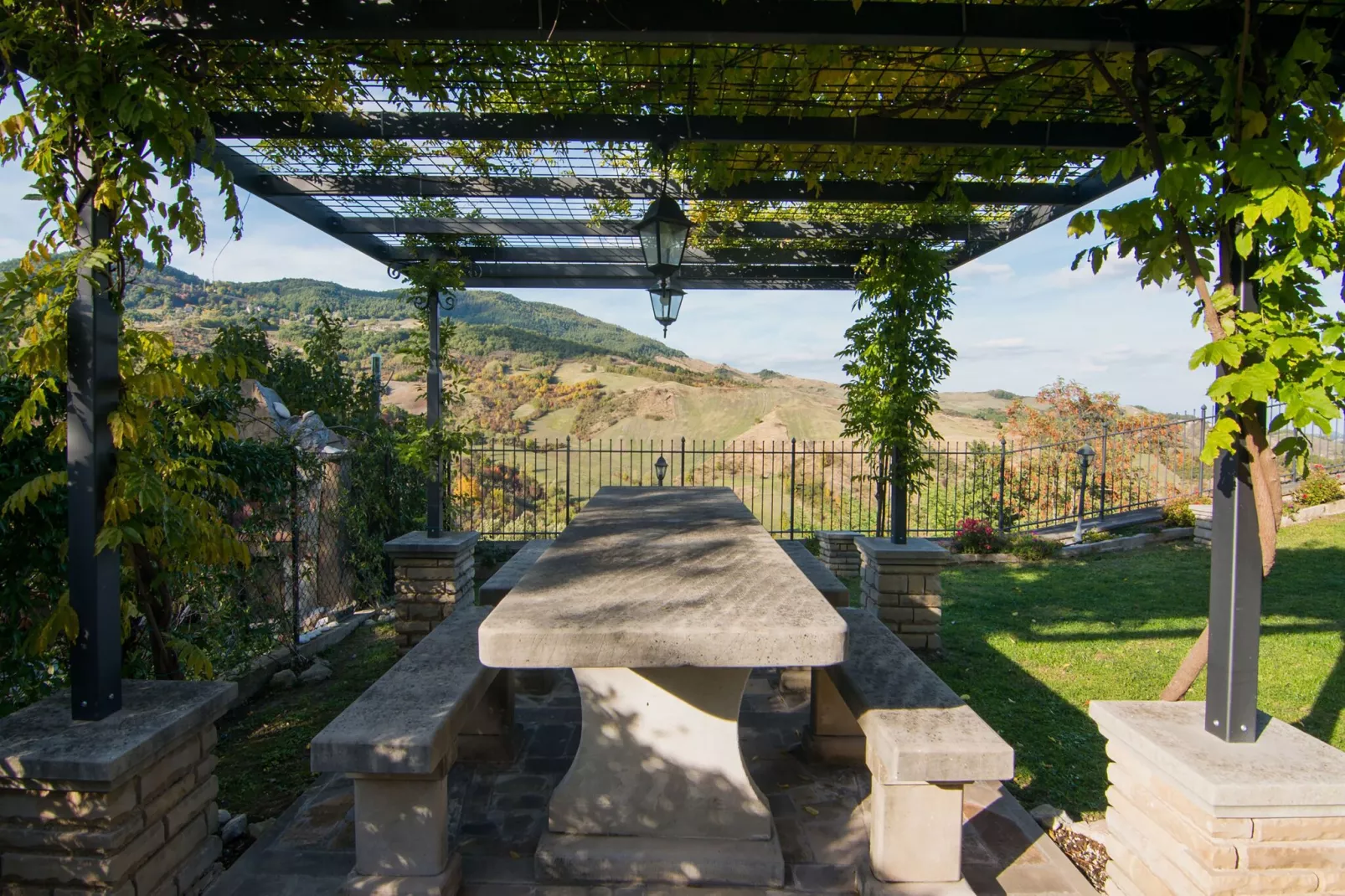 La Grotta-Terrace balcony