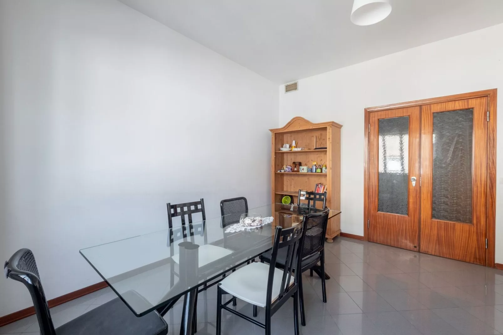 Appartamento in centro a Fano a due passi dal mare-Dining room