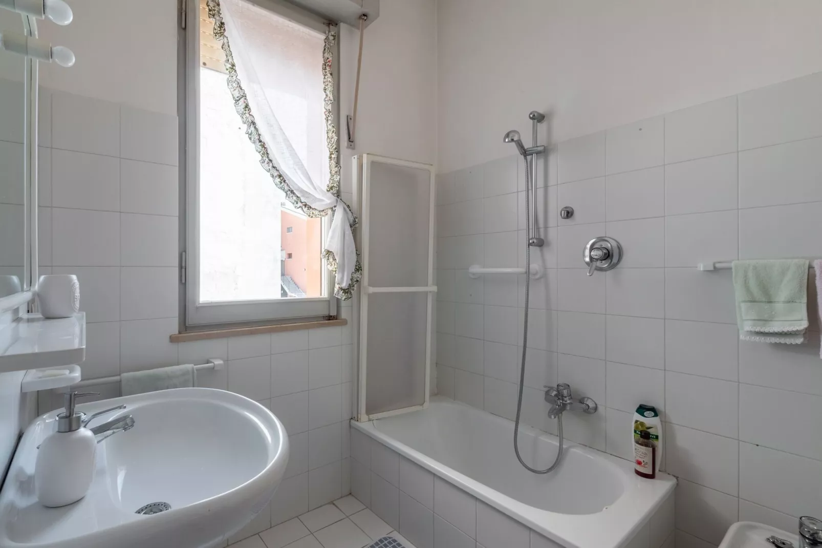 Appartamento in centro a Fano a due passi dal mare-Bathroom