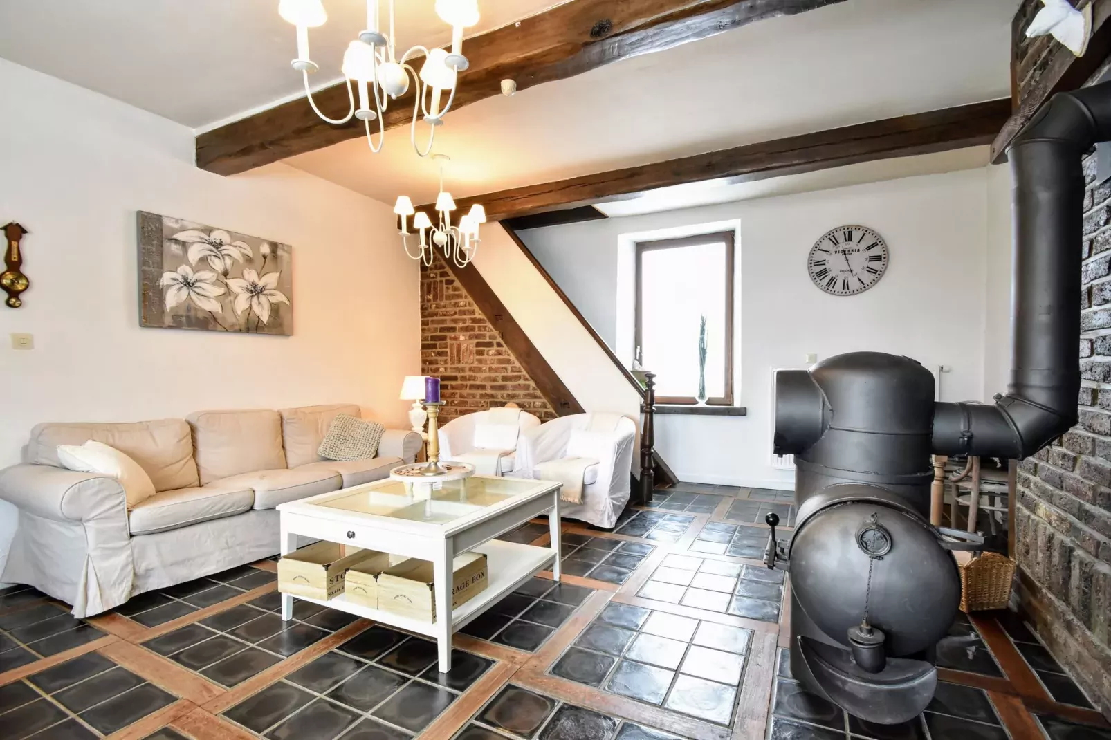 La Maison à la Piscine-Living room