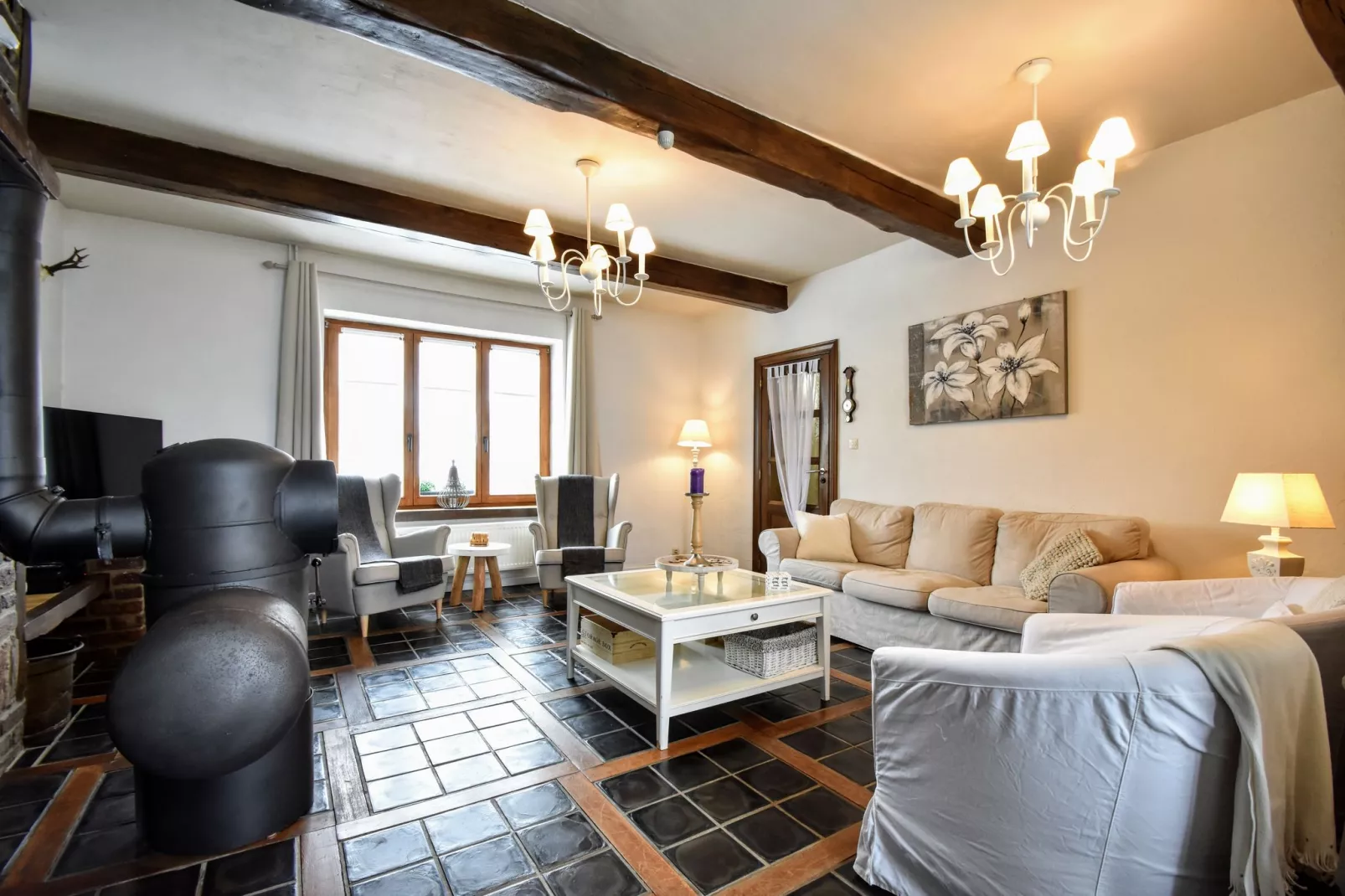 La Maison à la Piscine-Living room