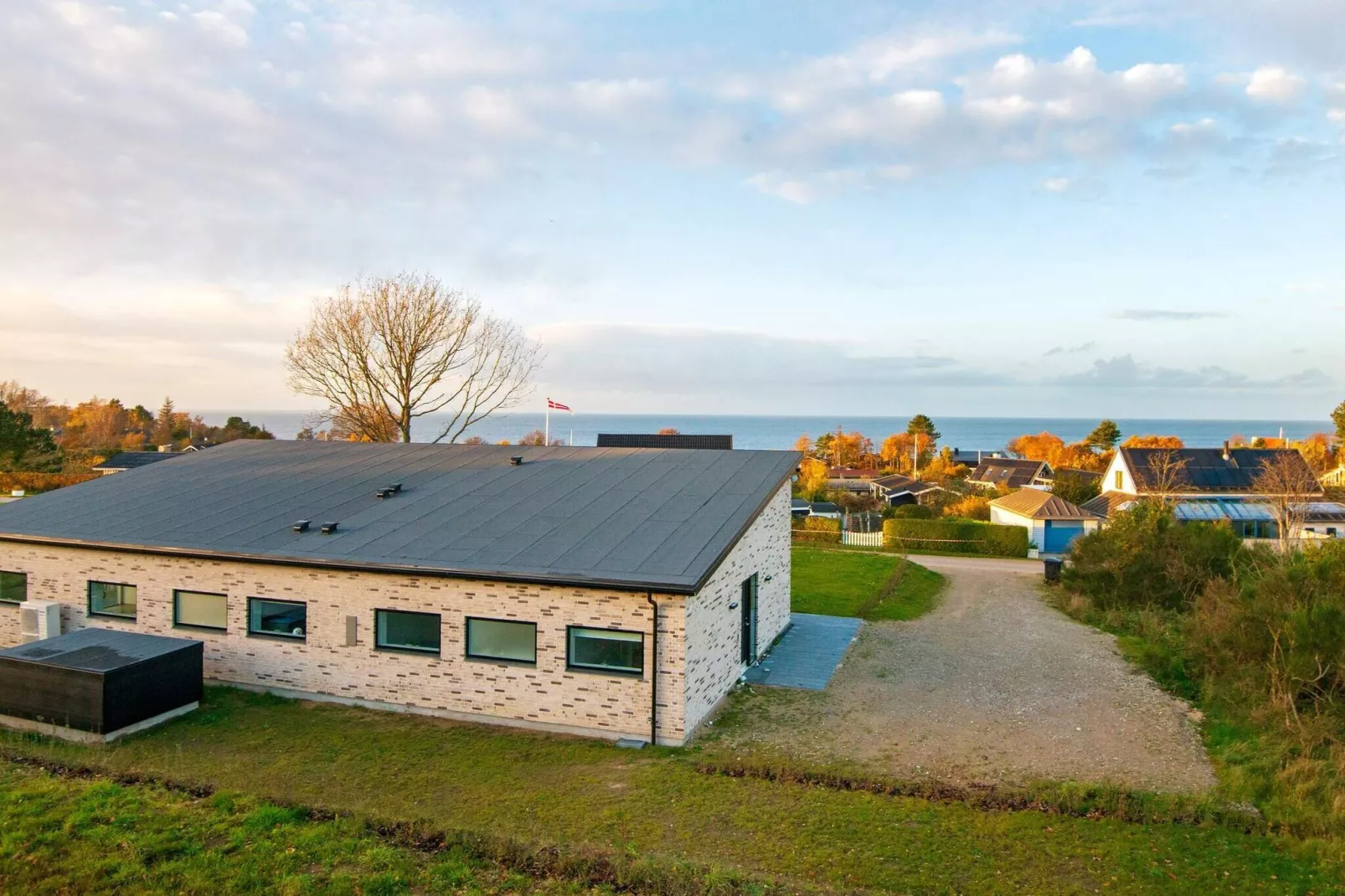 Maison de vacances pour 12 a Allingåbro