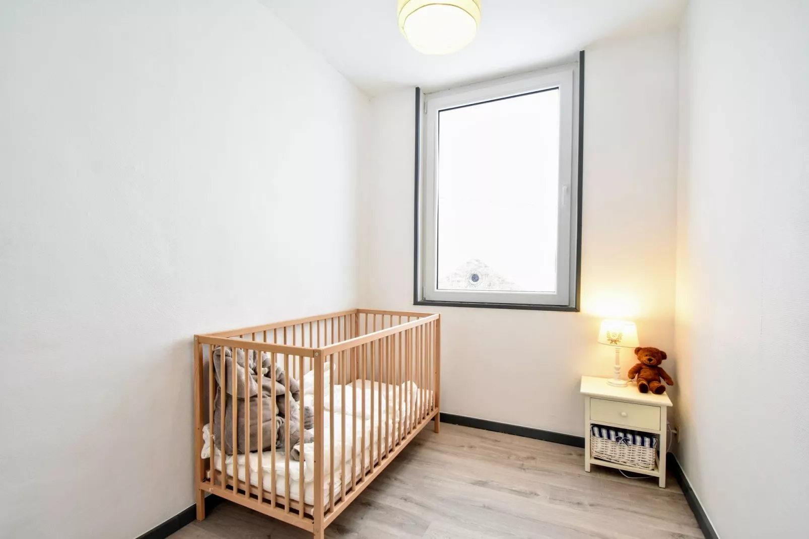La Maison à la Piscine-Bedroom