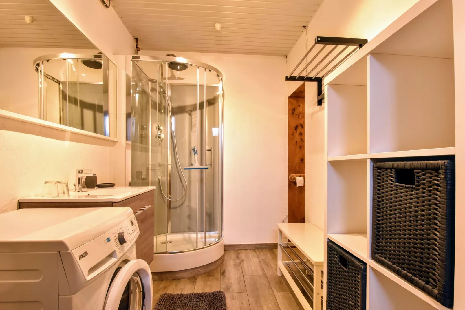 La Maison à la Piscine-Bathroom