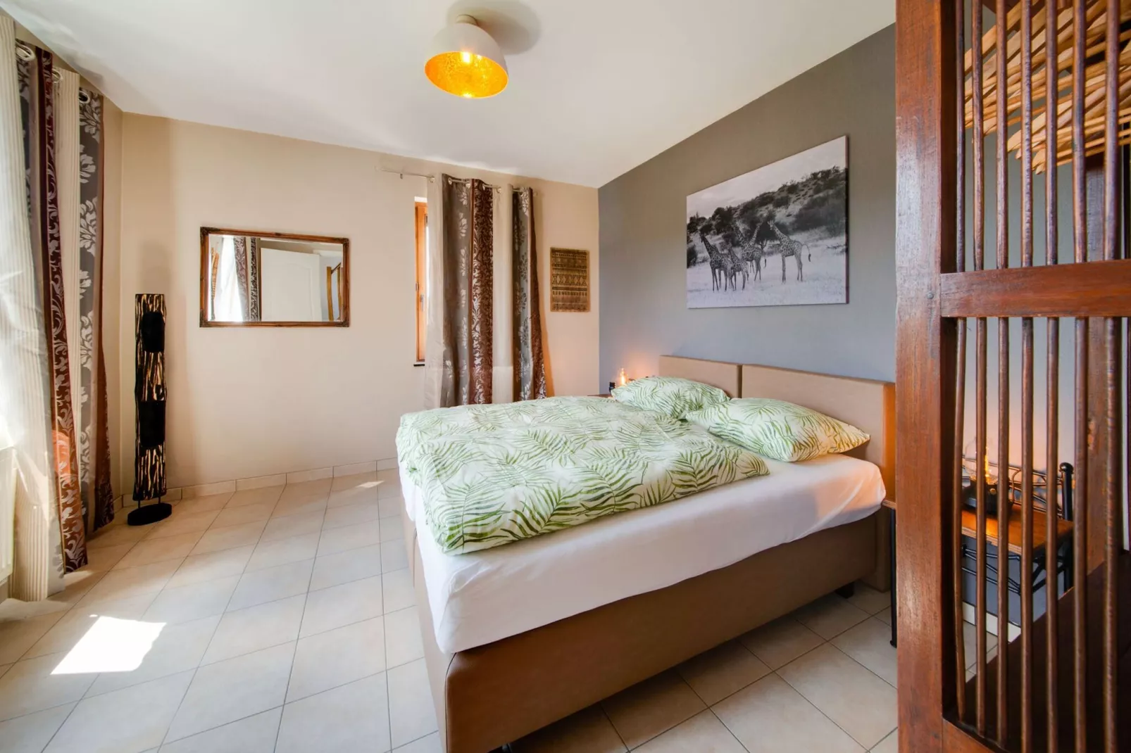 Le MH 13-Bedroom