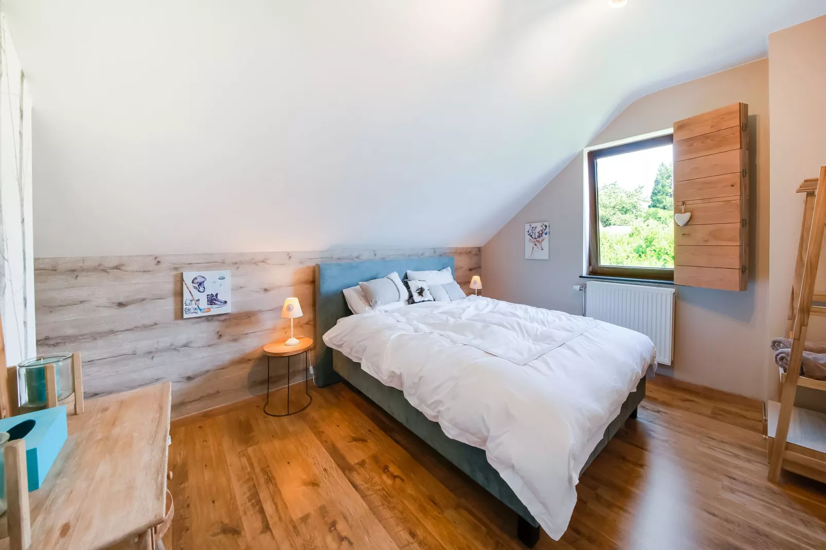 Le MH 13-Bedroom