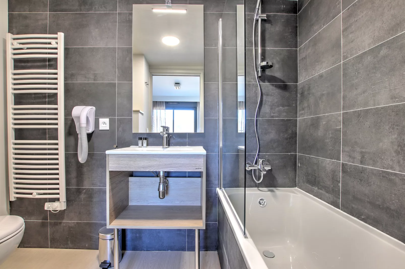 Residence Vence 4-Bathroom