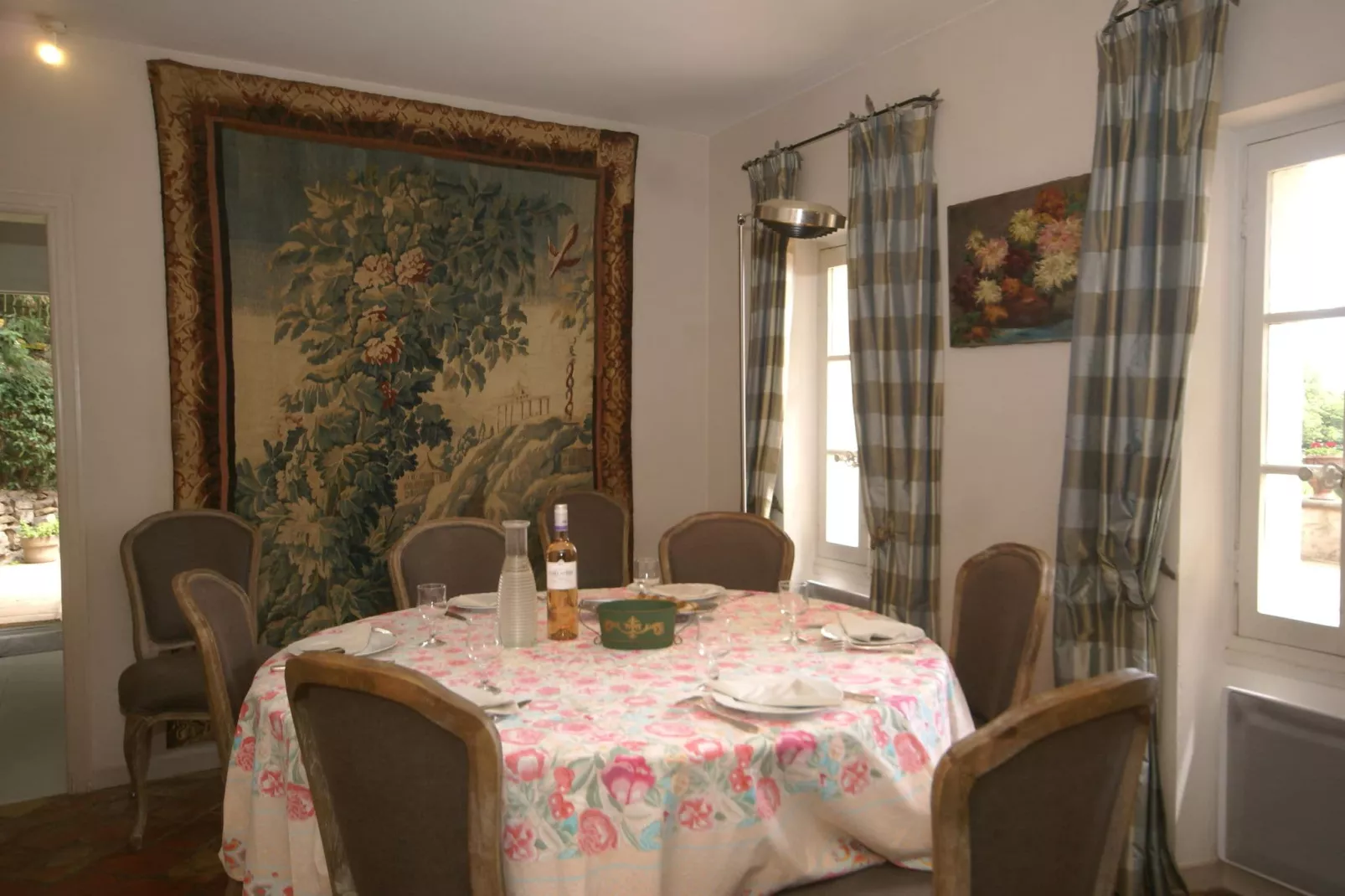 Vue mer-Dining room