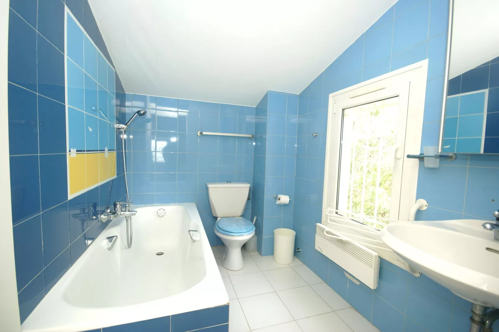 Vue mer-Bathroom