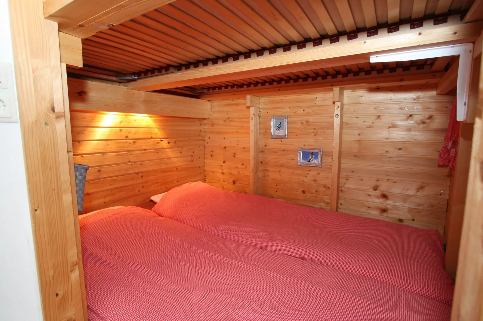 Apartment Urchen-Bedroom