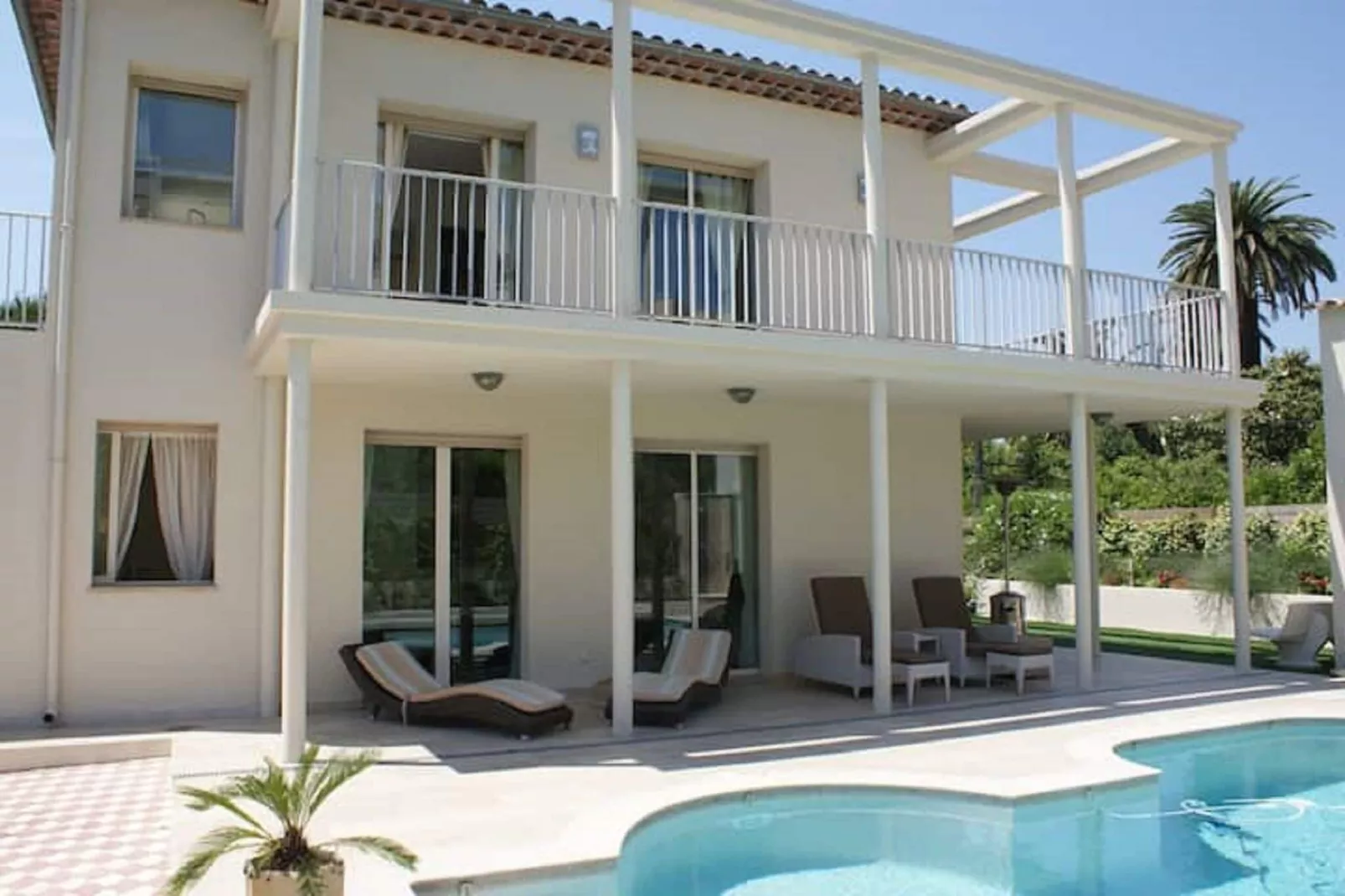 Residence Dulys-Exterior summer