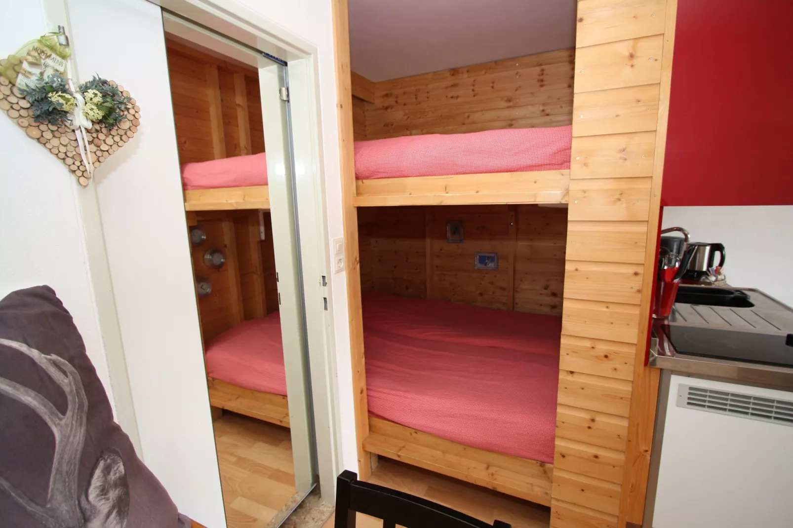 Apartment Urchen-Bedroom