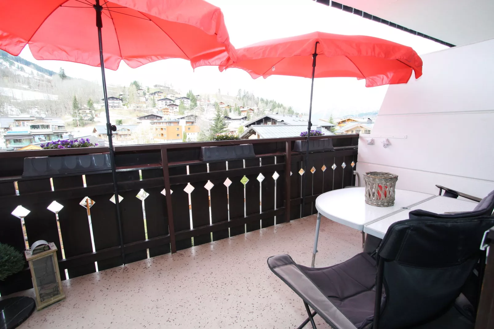 Apartment Urchen-Terrace balcony