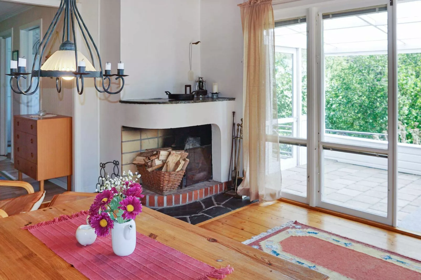 6 person holiday home in MUNKEDAL-Indoor