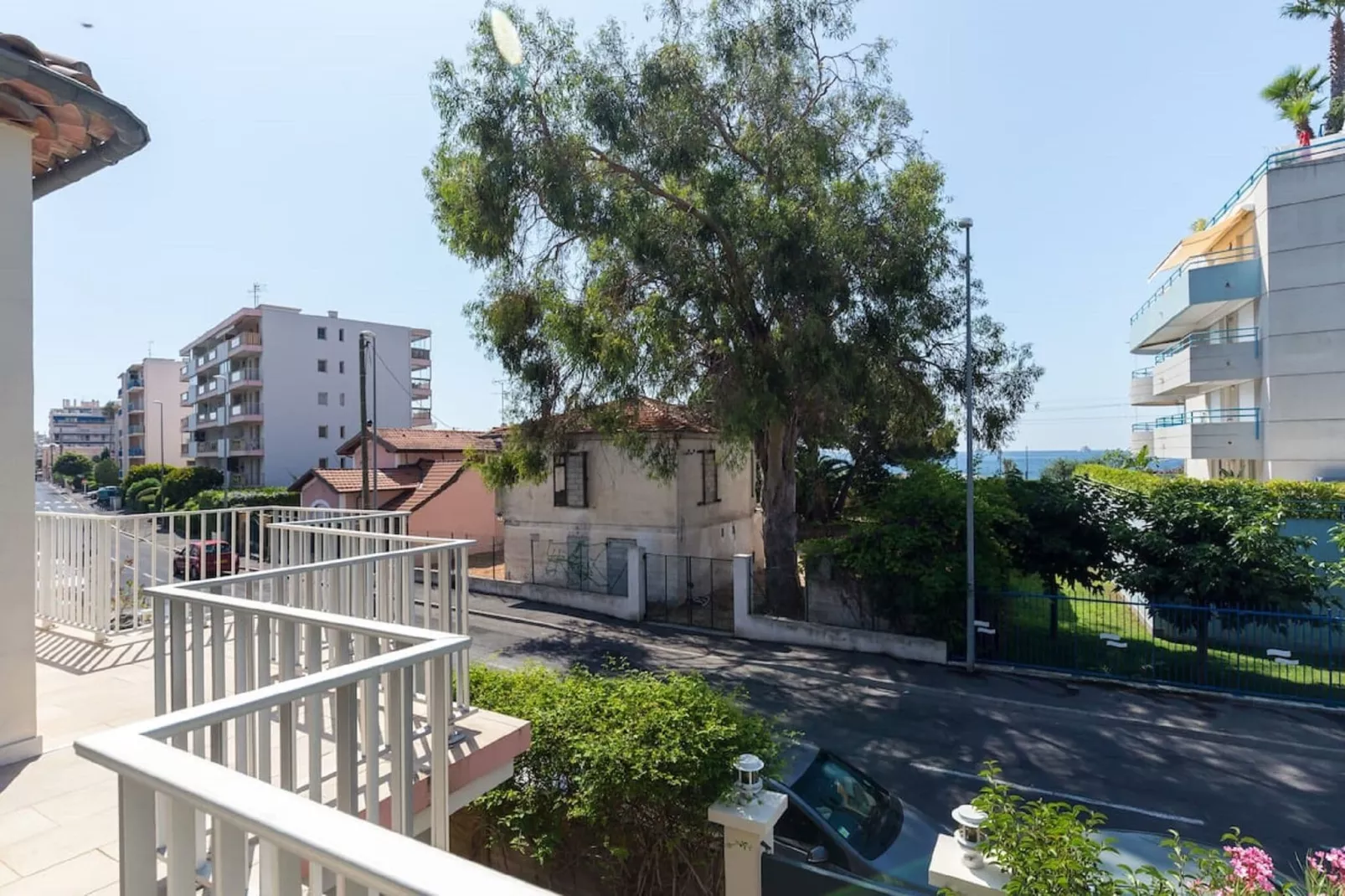 Residence Dulys-View summer