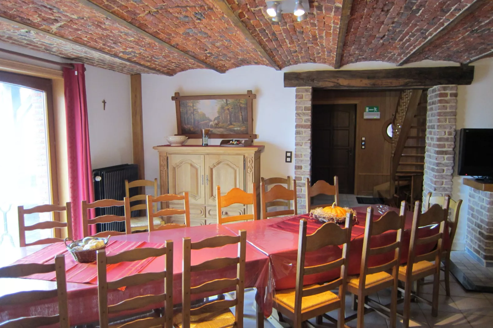 Gite la Belette-Dining room