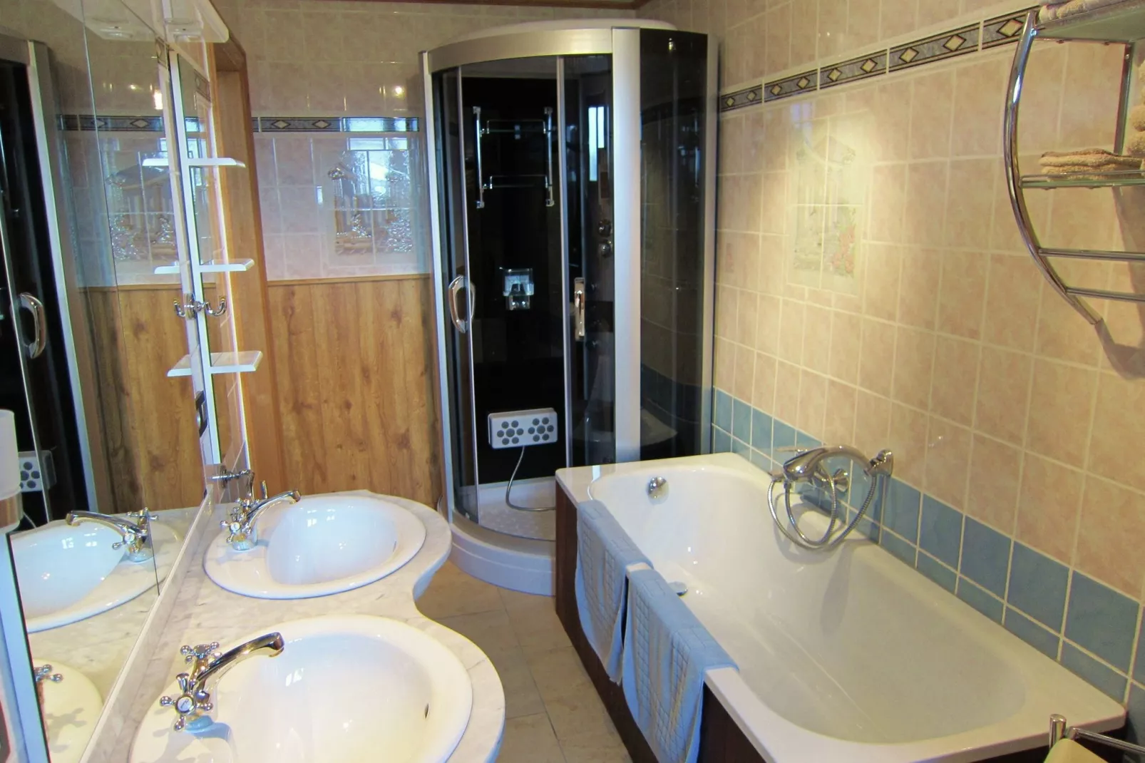 Gite la Belette-Bathroom