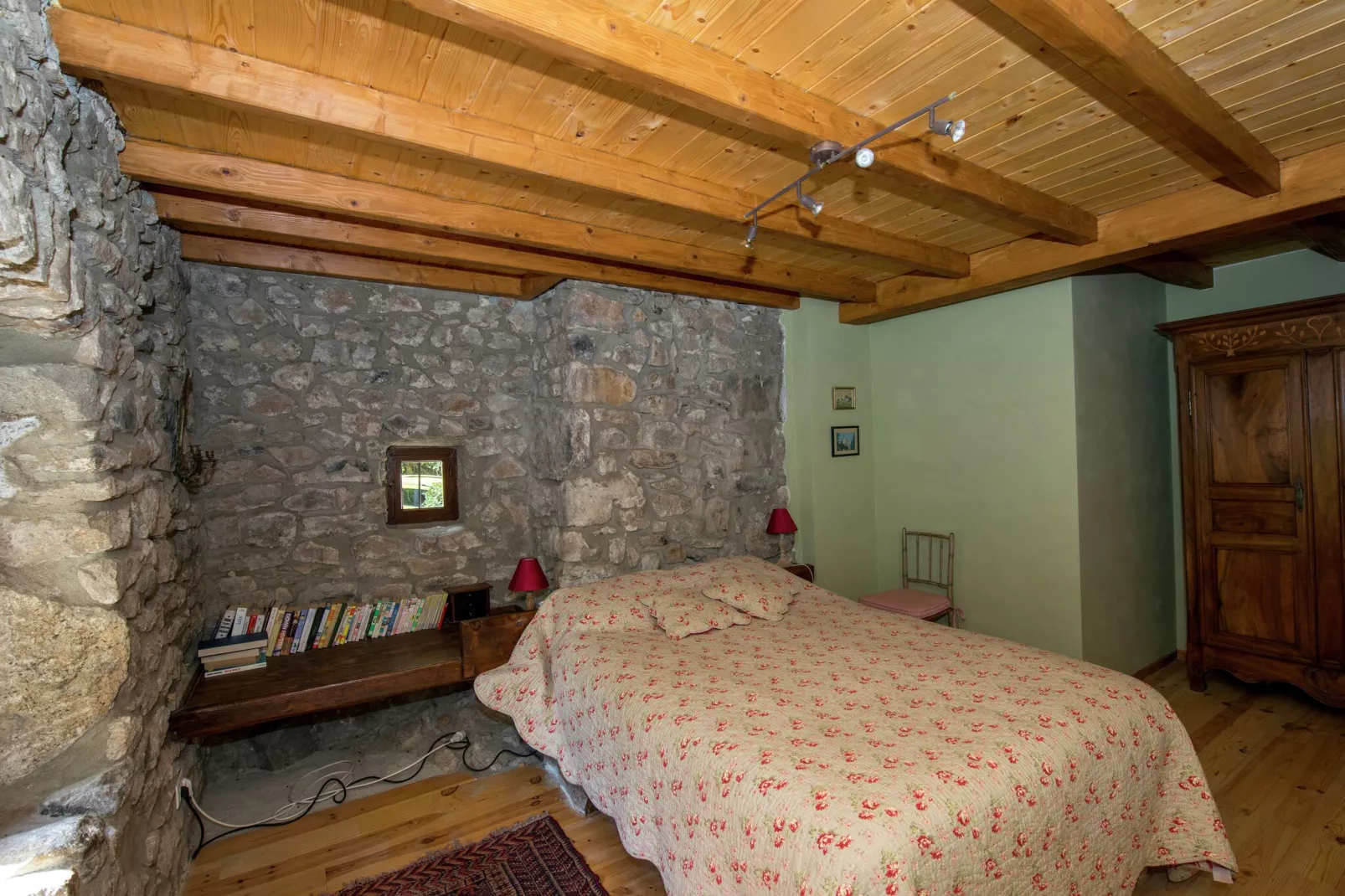 Maison de vacances - St Pierre Sur Doux-Bedroom