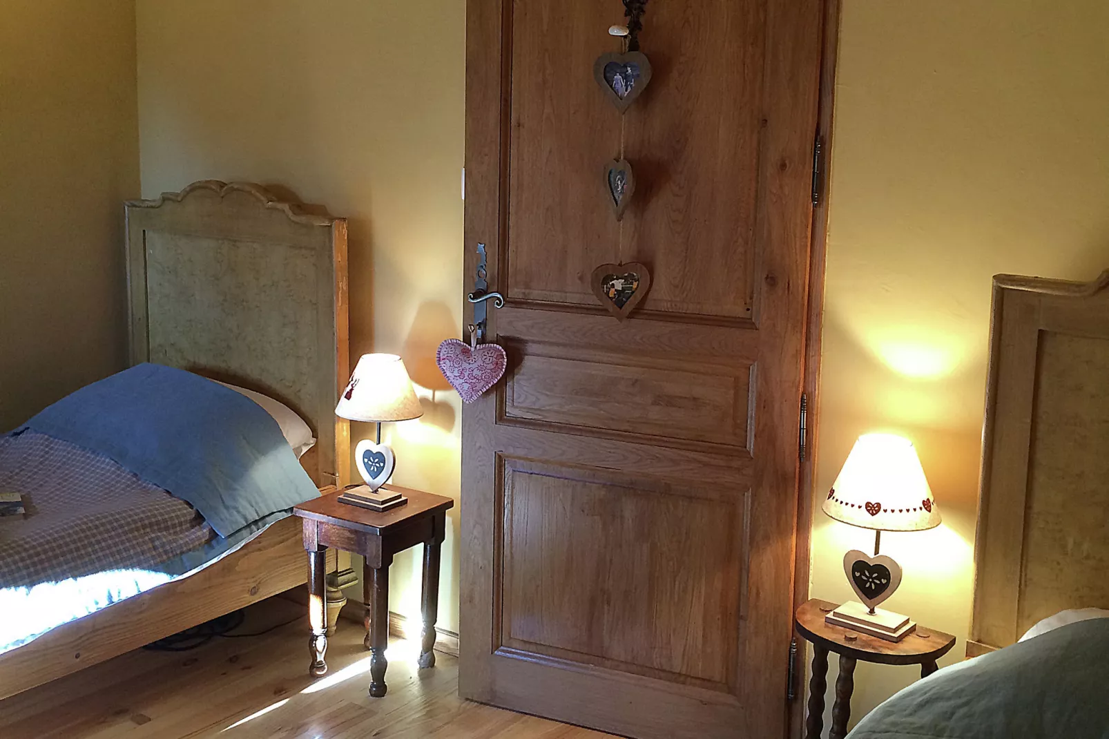 Maison de vacances - St Pierre Sur Doux-Bedroom