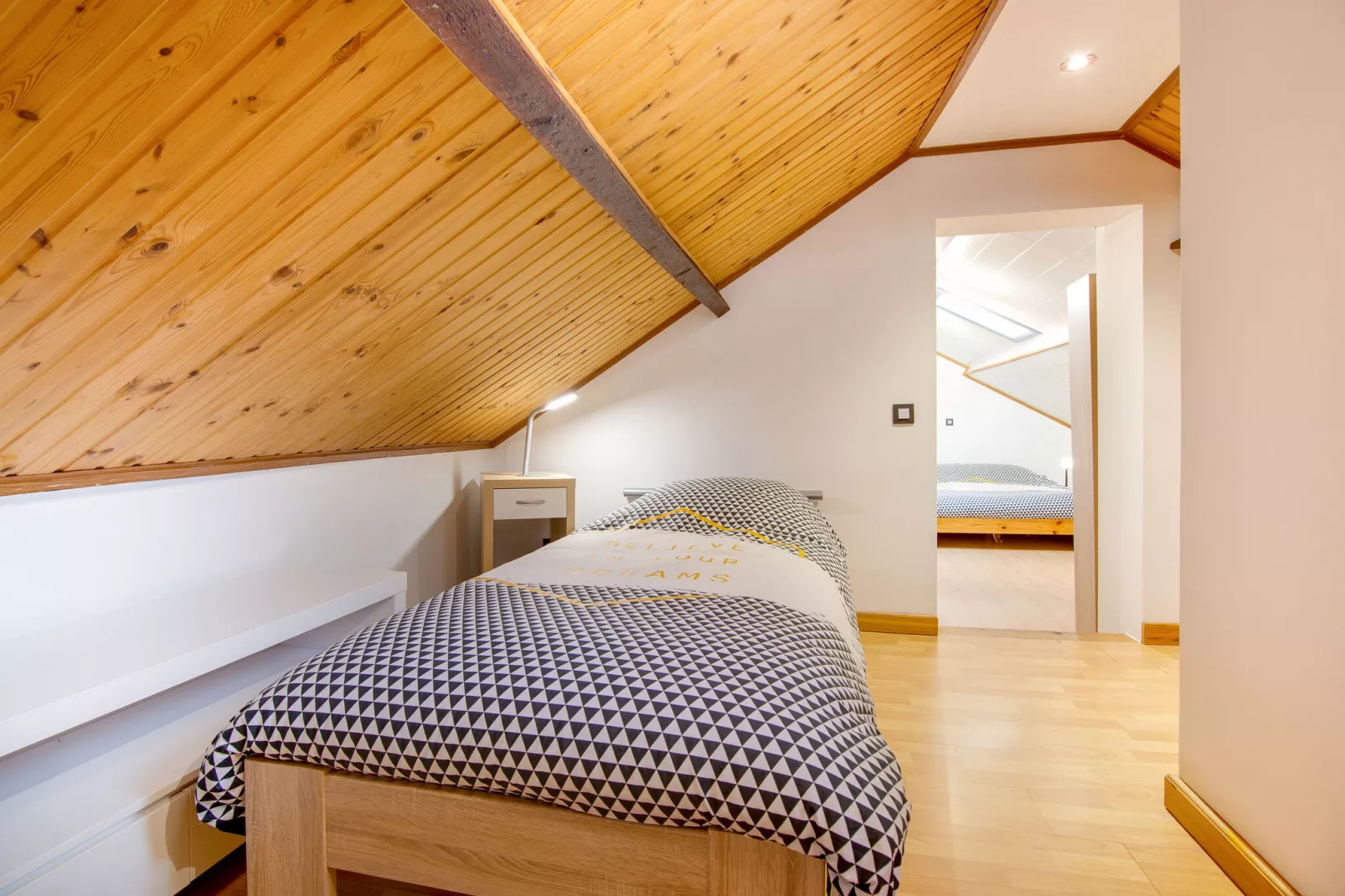 L'Ecureuil-Bedroom