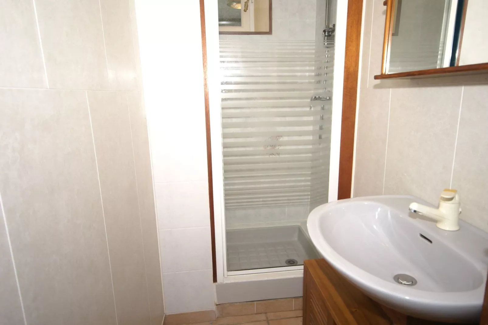Gite - SAINT PONS-Badezimmer