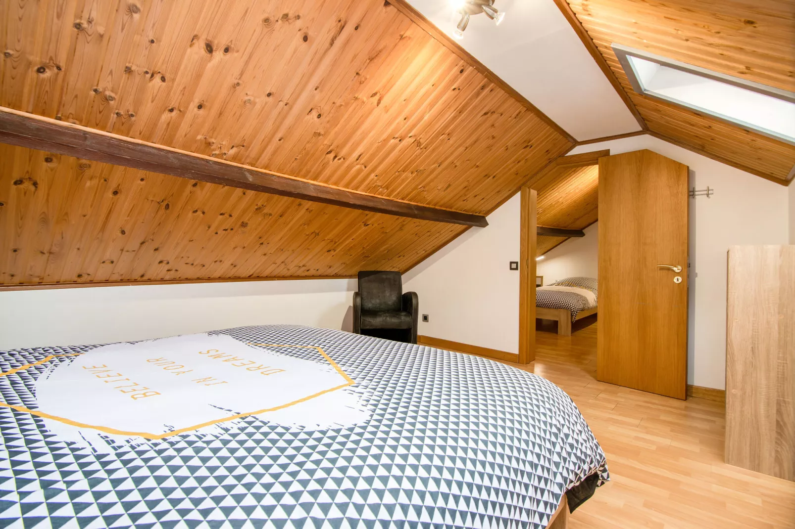L'Ecureuil-Bedroom