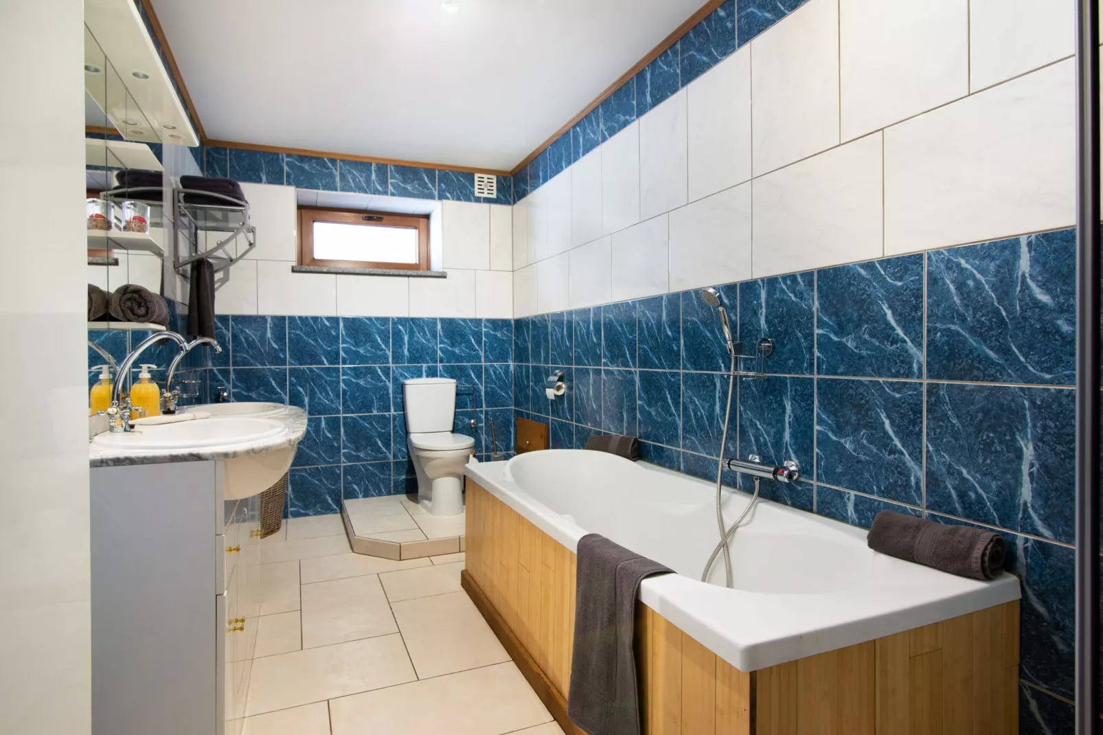 L'Ecureuil-Bathroom
