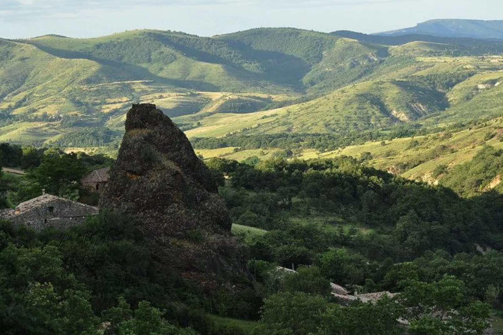 Gite - SAINT PONS-Aussicht Sommer