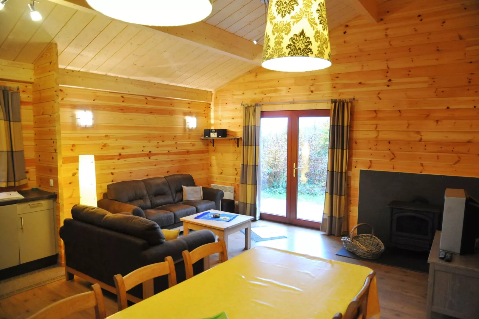 Abri Vert-Living room