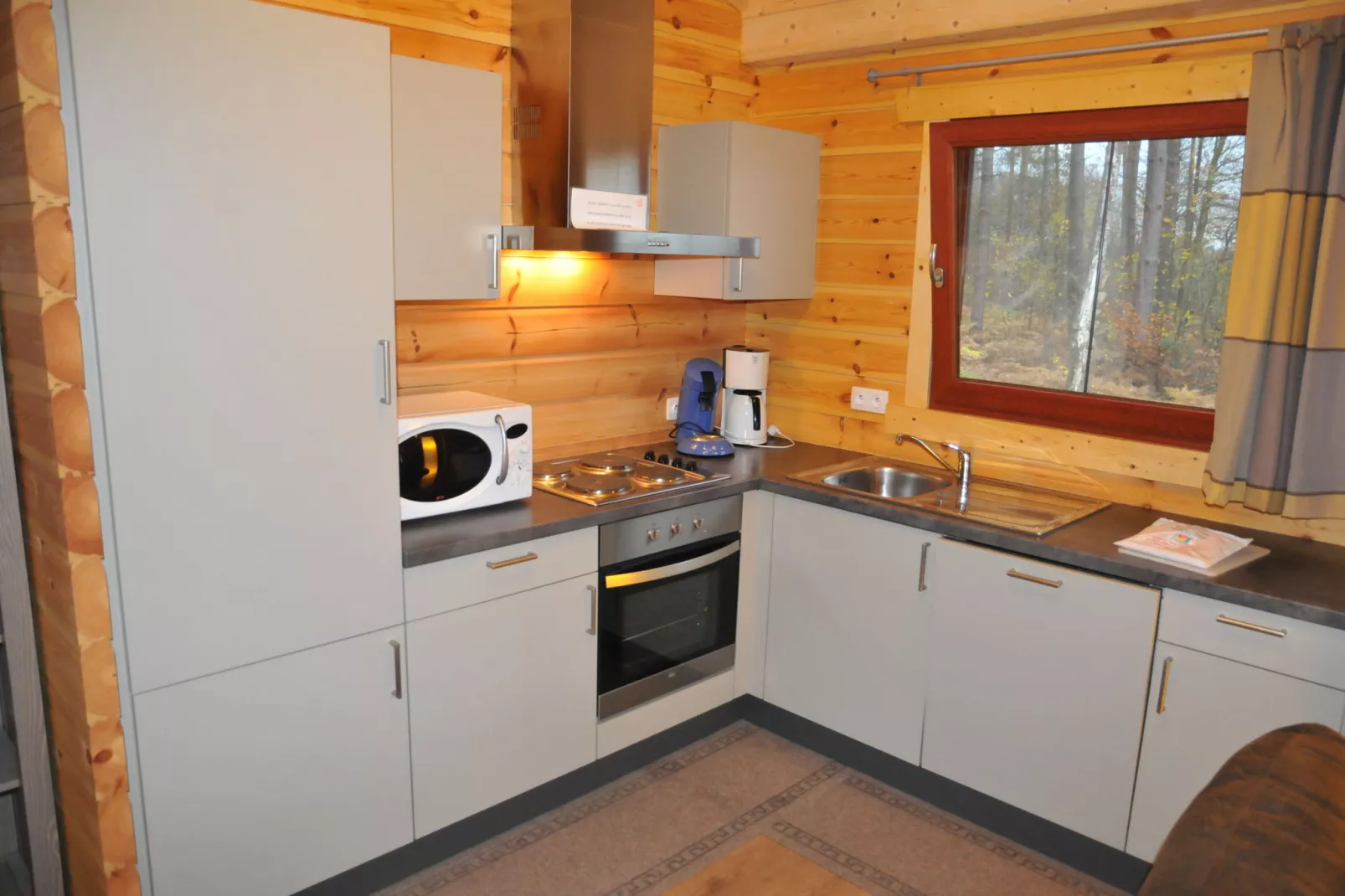 Abri Vert-Kitchen