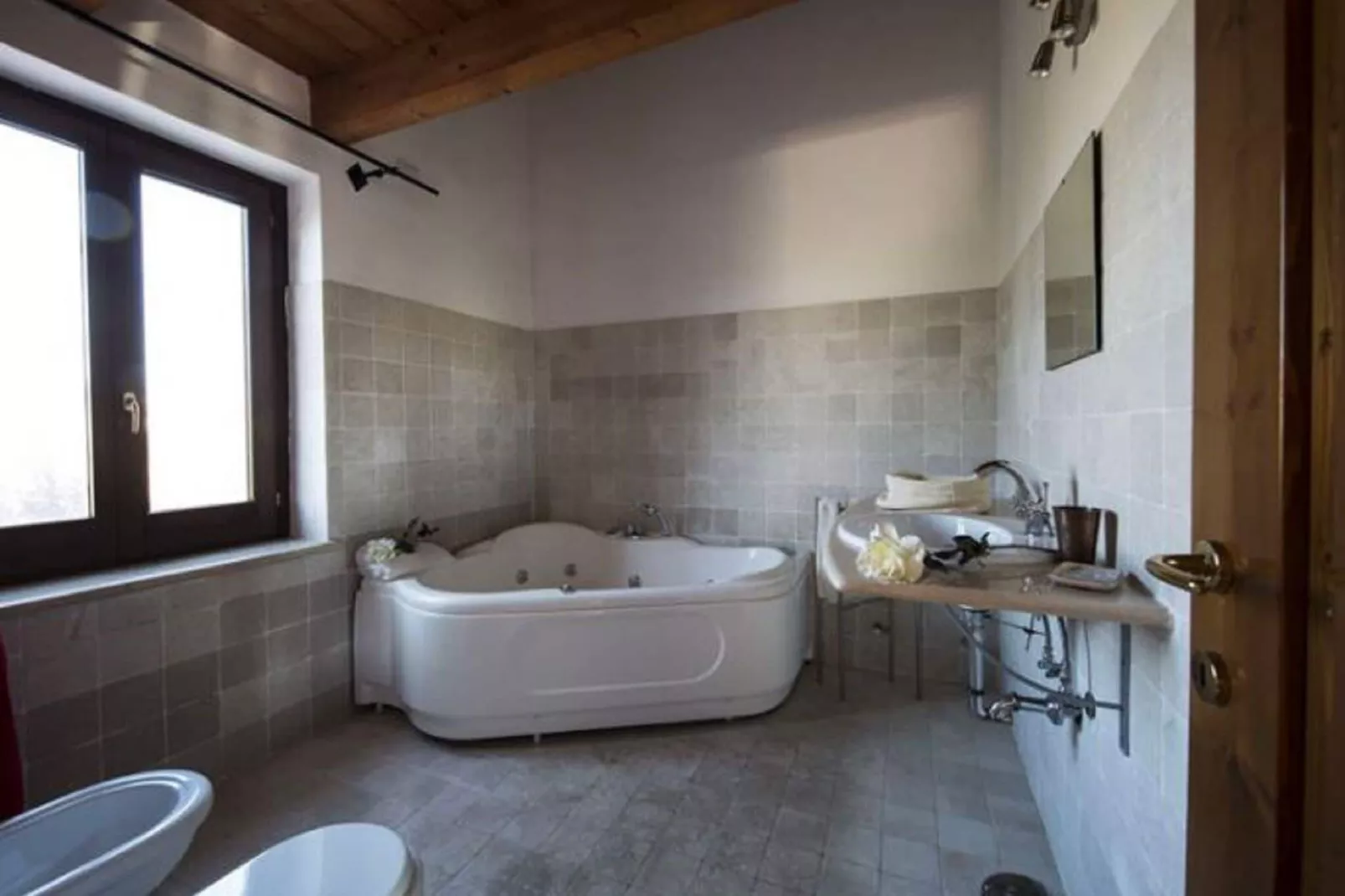 Peperoncino-Bathroom