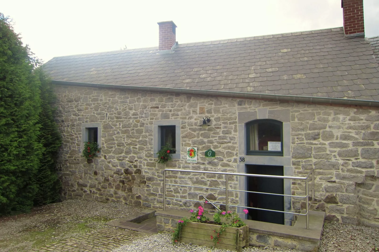 Gite du Viroin 2-Exterior summer