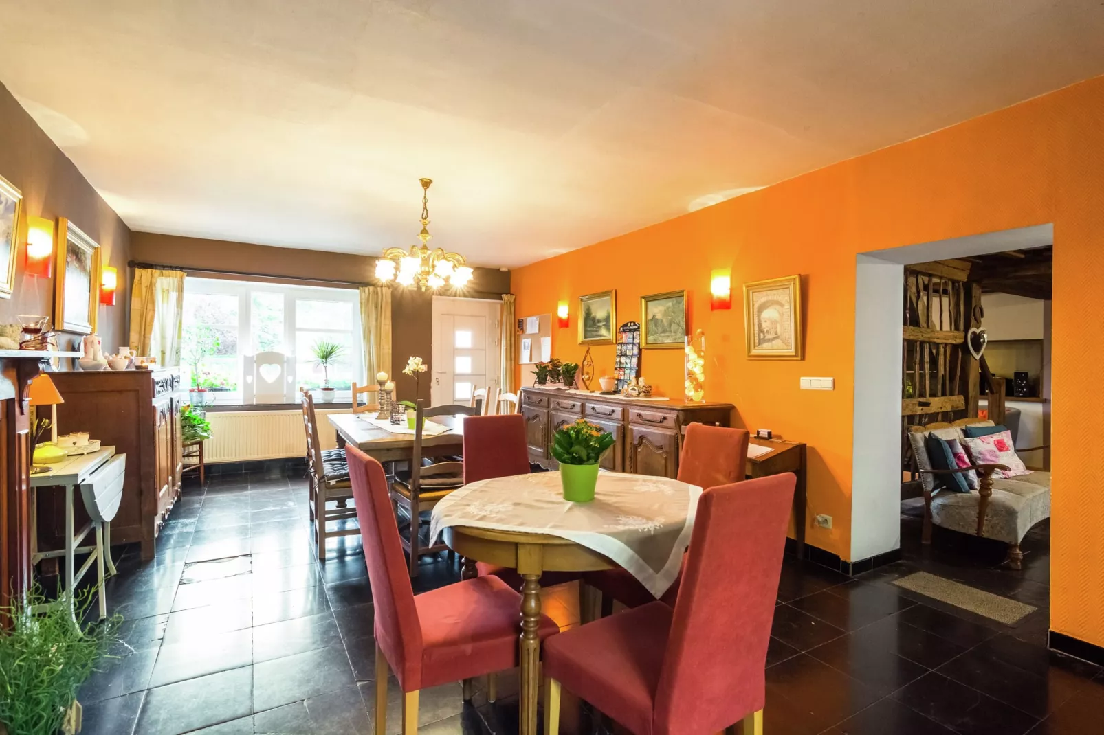 Maison Aremberg-Dining room