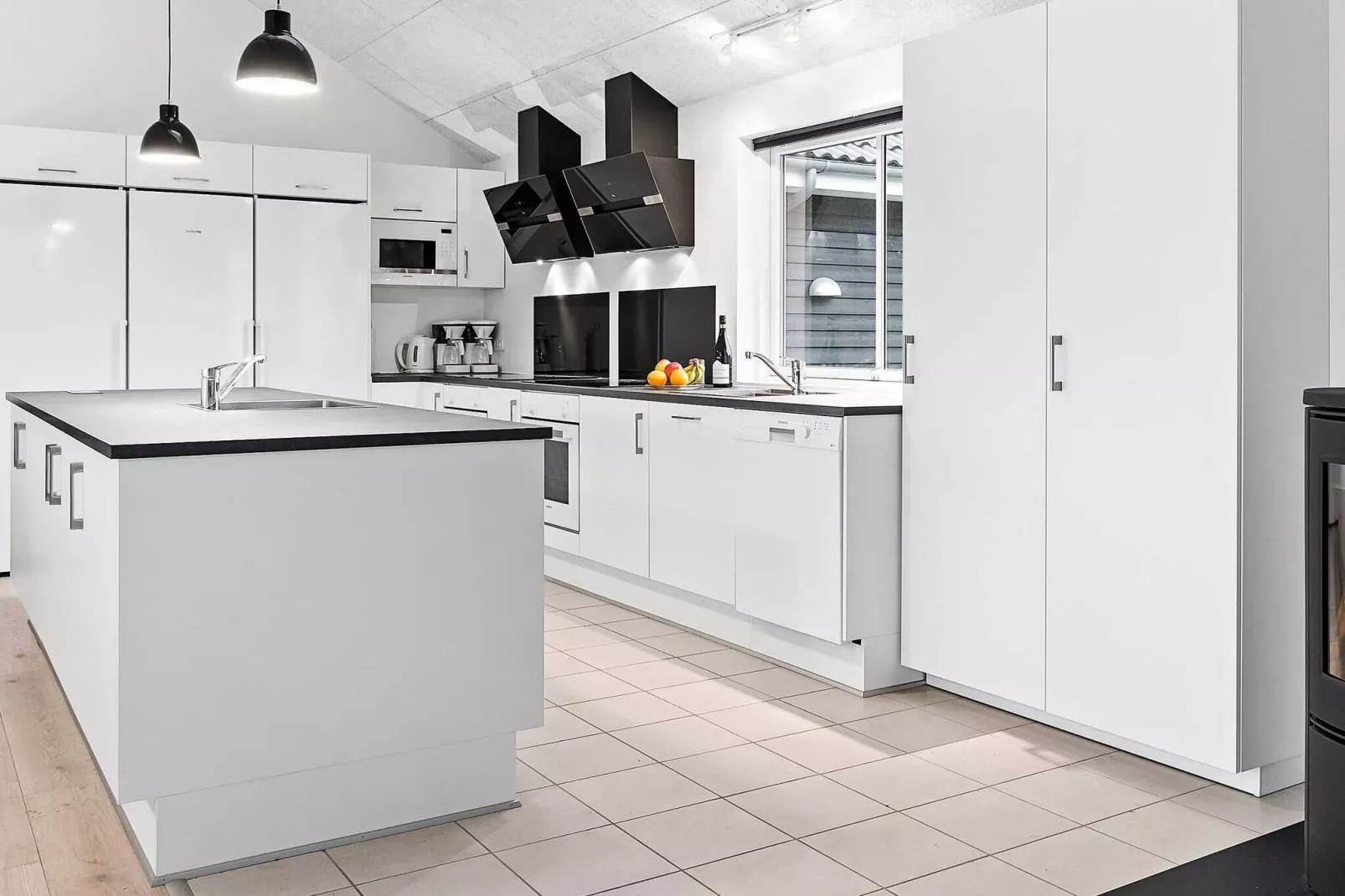 24 Personen Ferienhaus in Hasselberg-Innenbereich