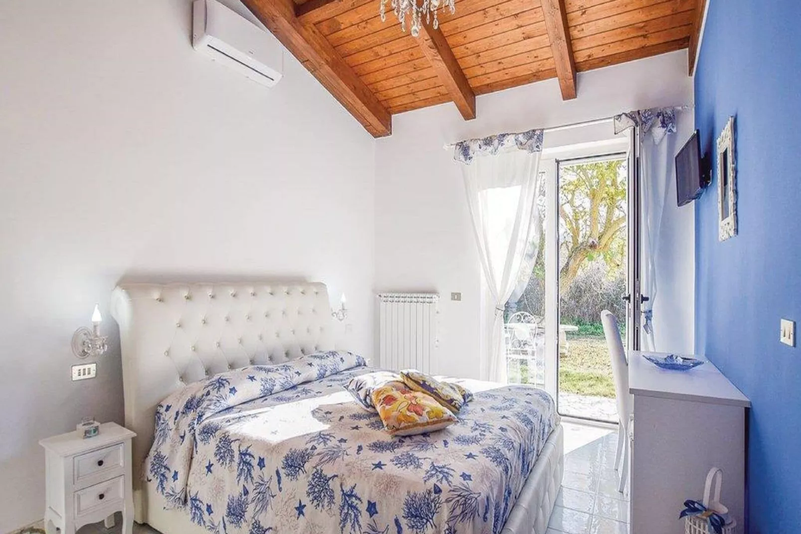 Botti House-Bedroom