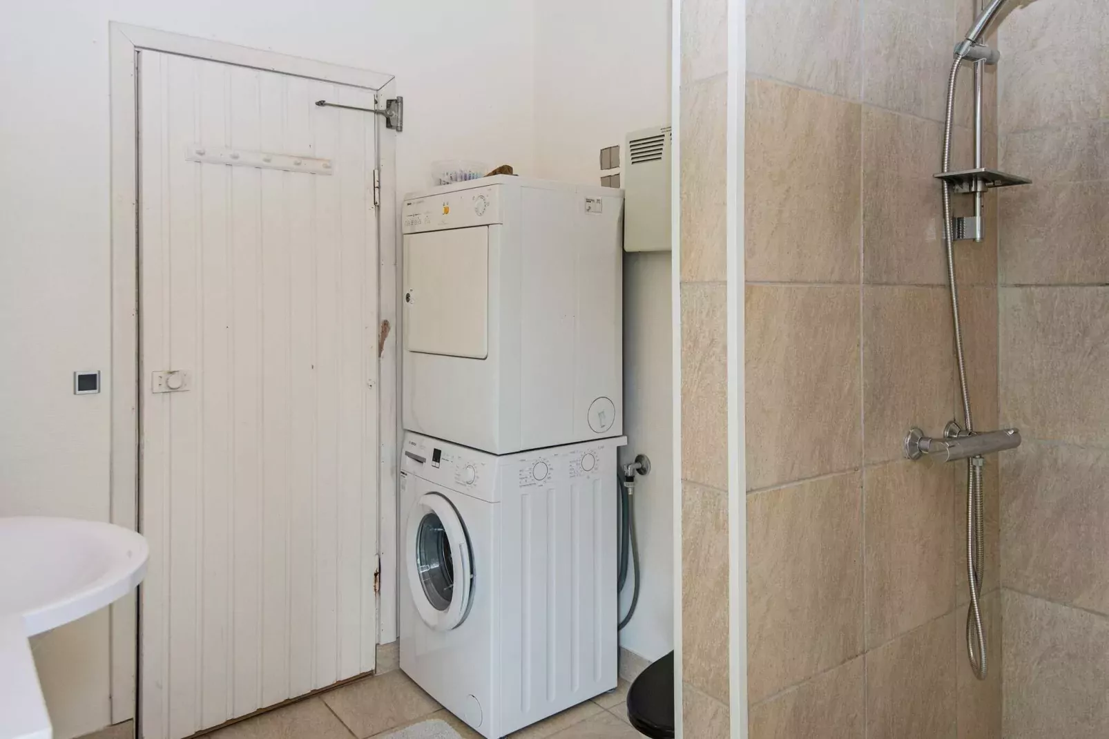 9 person holiday home in Juelsminde-Indoor